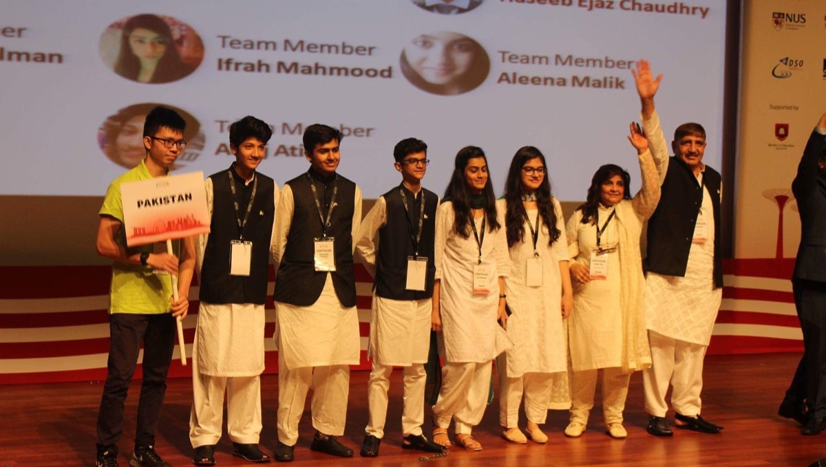 Team Pakistan announced on the IYPT stage